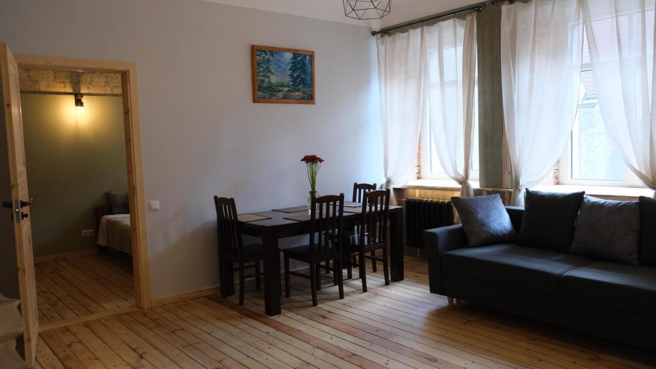 Historic Apartment With Wooden Floors In The Hearth Of Old-Town Riga Exteriér fotografie